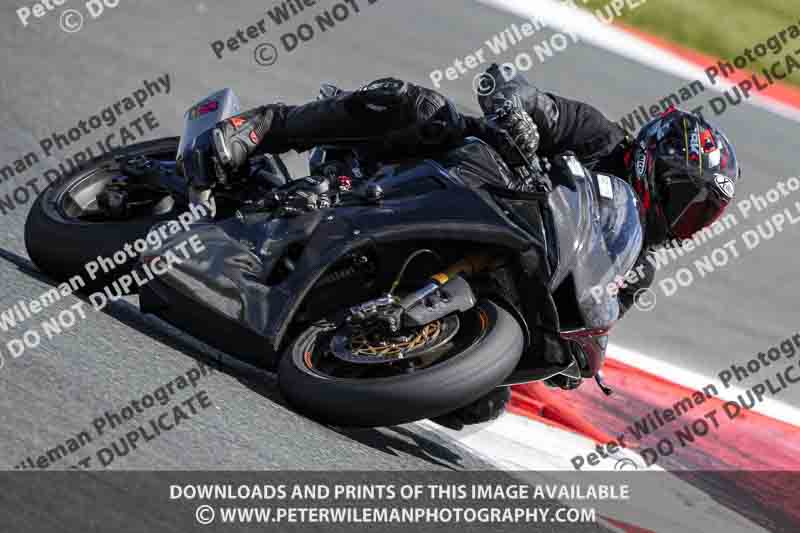 cadwell no limits trackday;cadwell park;cadwell park photographs;cadwell trackday photographs;enduro digital images;event digital images;eventdigitalimages;navarra;no limits trackdays;peter wileman photography;racing digital images;trackday digital images;trackday photos